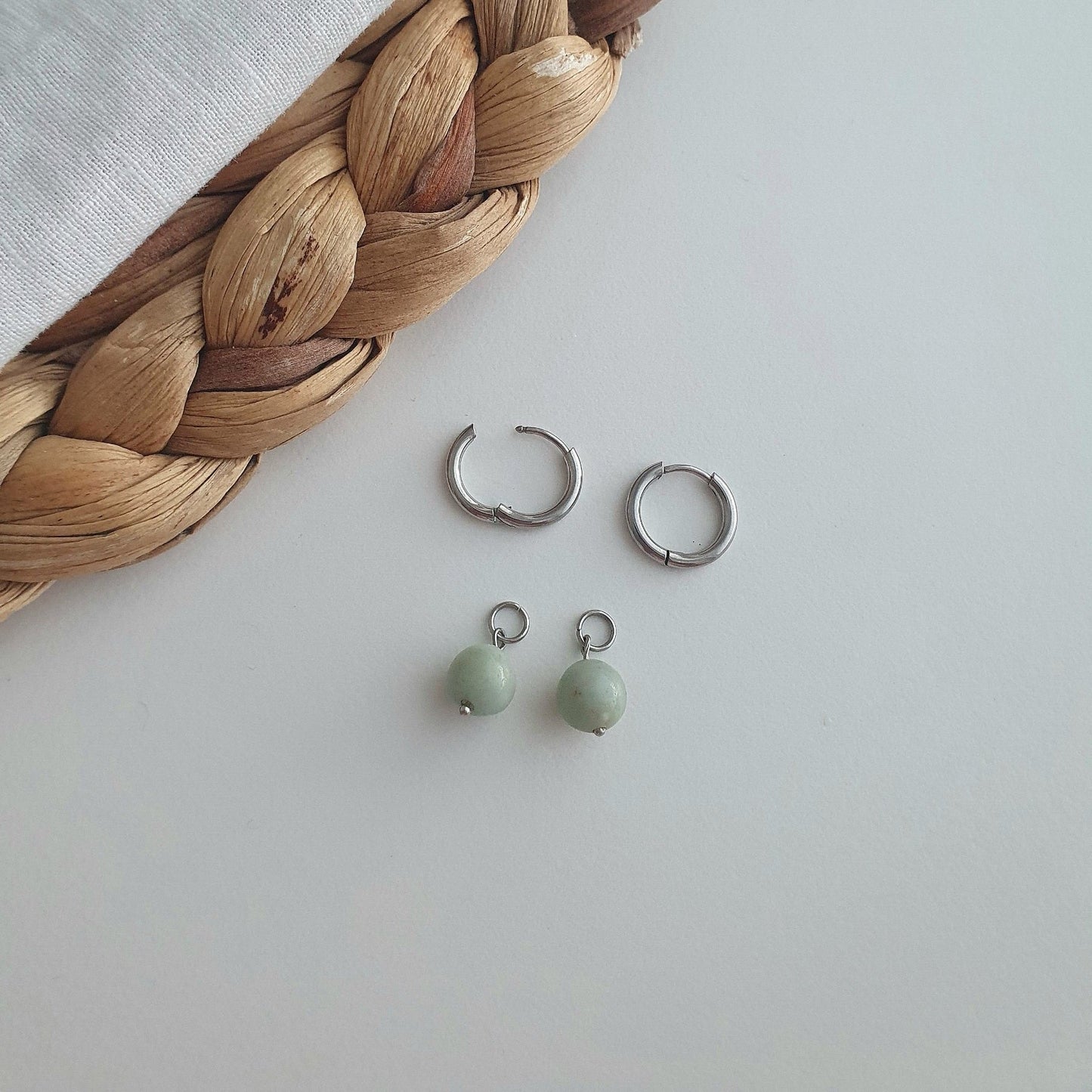 Vaihtoriipus kivihelmi (8mm), useita vaihtoehtoja