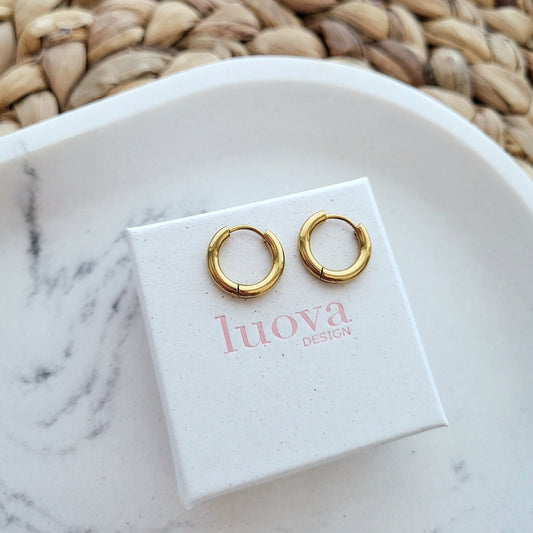 Elise huggie -renkaat (14mm) 18k kultaus
