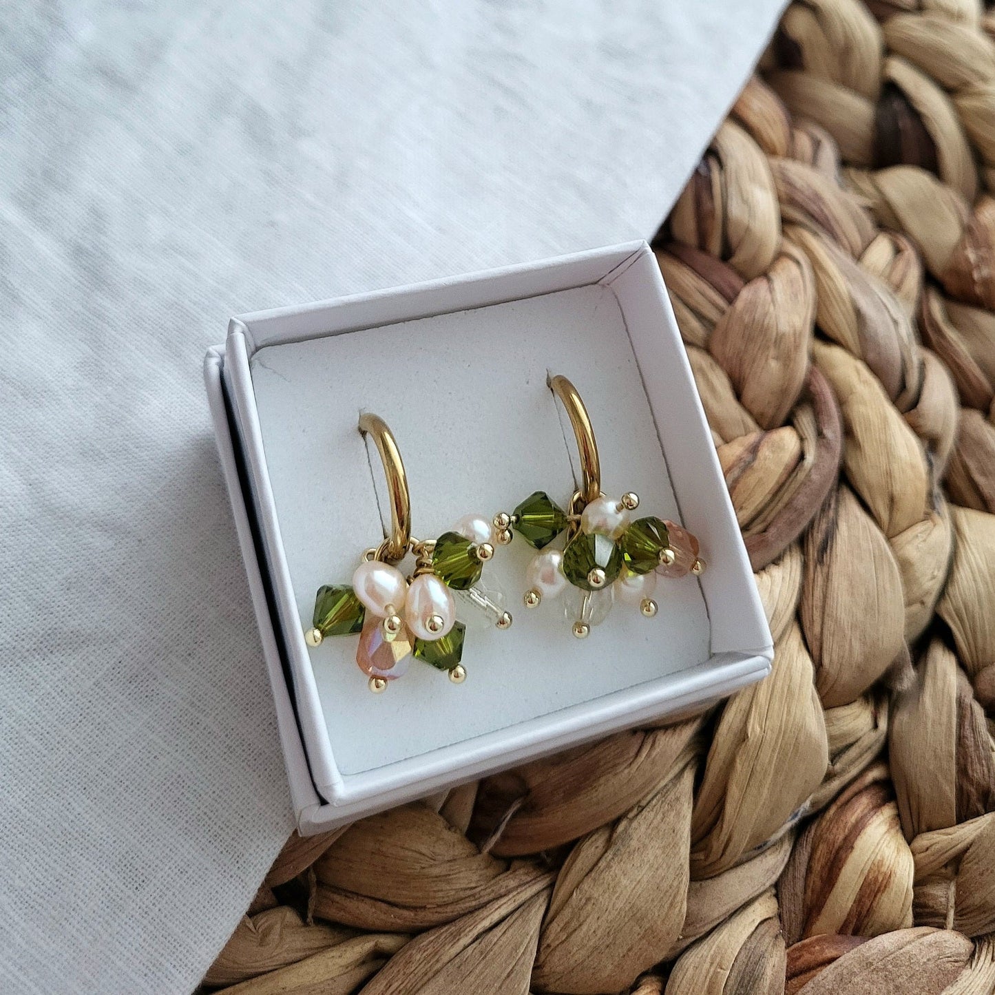 Fiona korvakorut (useita vaihtoehtoja)