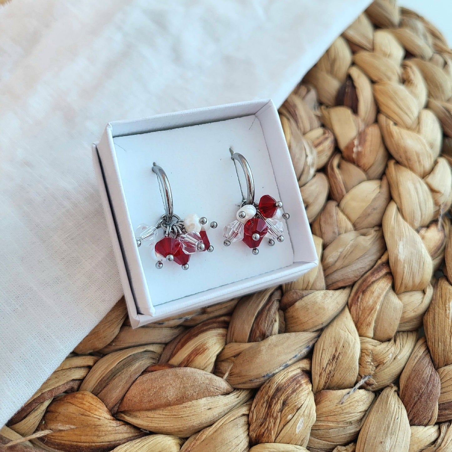 Fiona korvakorut (useita vaihtoehtoja)